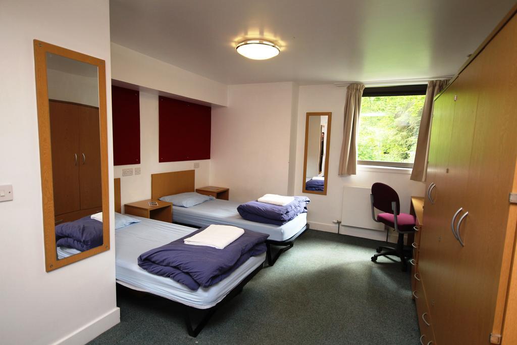 Auberge de jeunesse Youth And *